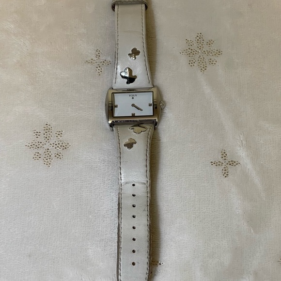 TOUS genuine leather teddy bear watch in white/ silver tone - Picture 6 of 12